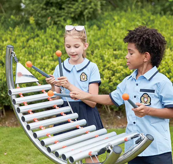 Terrain de jeu extérieur